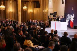 Congé de maternité à 6mois 