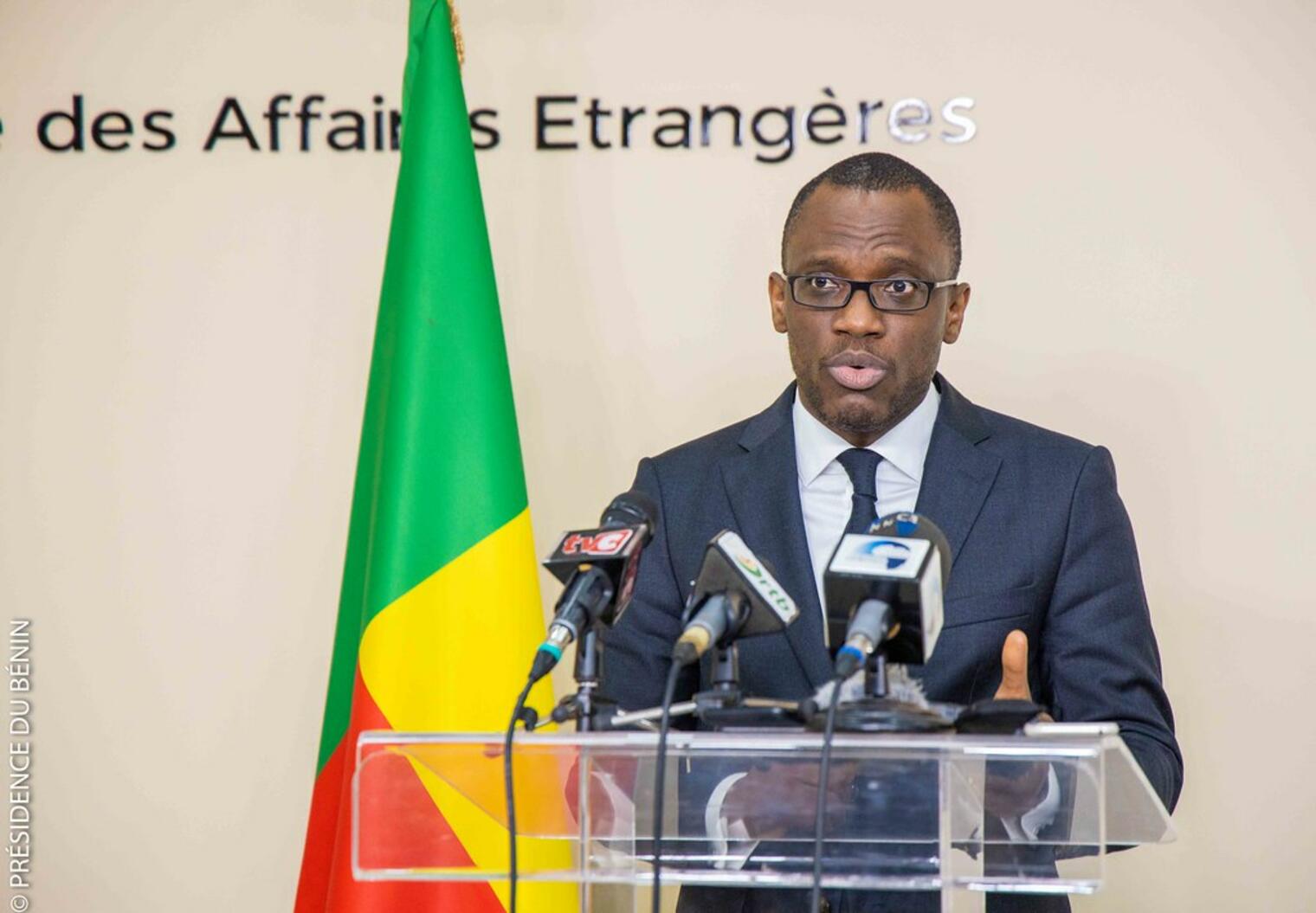 Le ministre BAKARI affirme que la levée des sanctions contre les pays de l'AES et la Guinée est la matérialisation des souhaits du président Talon.