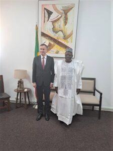 le président de la Commission des Affaires étrangères de l'UE Strasbourg, M. David McAllister, a effectué une visite officielle au Bénin