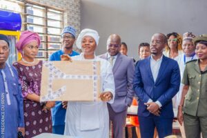 Le Bénin célèbre la professionnalisation de l'artisanat avec le lancement du CQM rénové, marquant un engagement gouvernemental