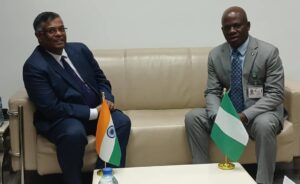 Le Haut Commissaire de l’Inde au Nigeria, a tenu une réunion avec Son Excellence l’Ambassadeur Benaoyegha BM Okoyen