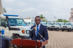 Le Bénin renforce son système de santé avec 144 ambulances flambant neuves pour une prise en charge plus efficace des urgences médicales.