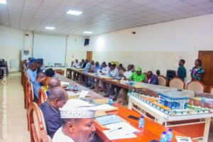 Le Conseil municipal d'Abomey-Calavi entame une session de trois jours pour délibérer sur des initiatives clés pour le progrès et la prospérité de la commune, avec un engagement envers la transparence et l'efficacité.