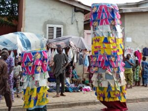 Porto-Novo, la capitale béninoise, a vibré au rythme du Festival des masques. Cet événement est une fête culturelle majeur,