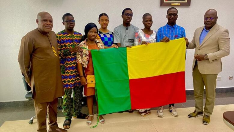 Le Bénin brille aux Olympiades Pan-Africaines de Mathématiques, remportant 9 médailles et prouvant l'excellence de son système éducatif.