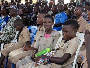 L'UNICEF et ses partenaires lancent une vaste campagne de distribution de kits scolaires , promettant un début d'année scolaire 2024-2025 