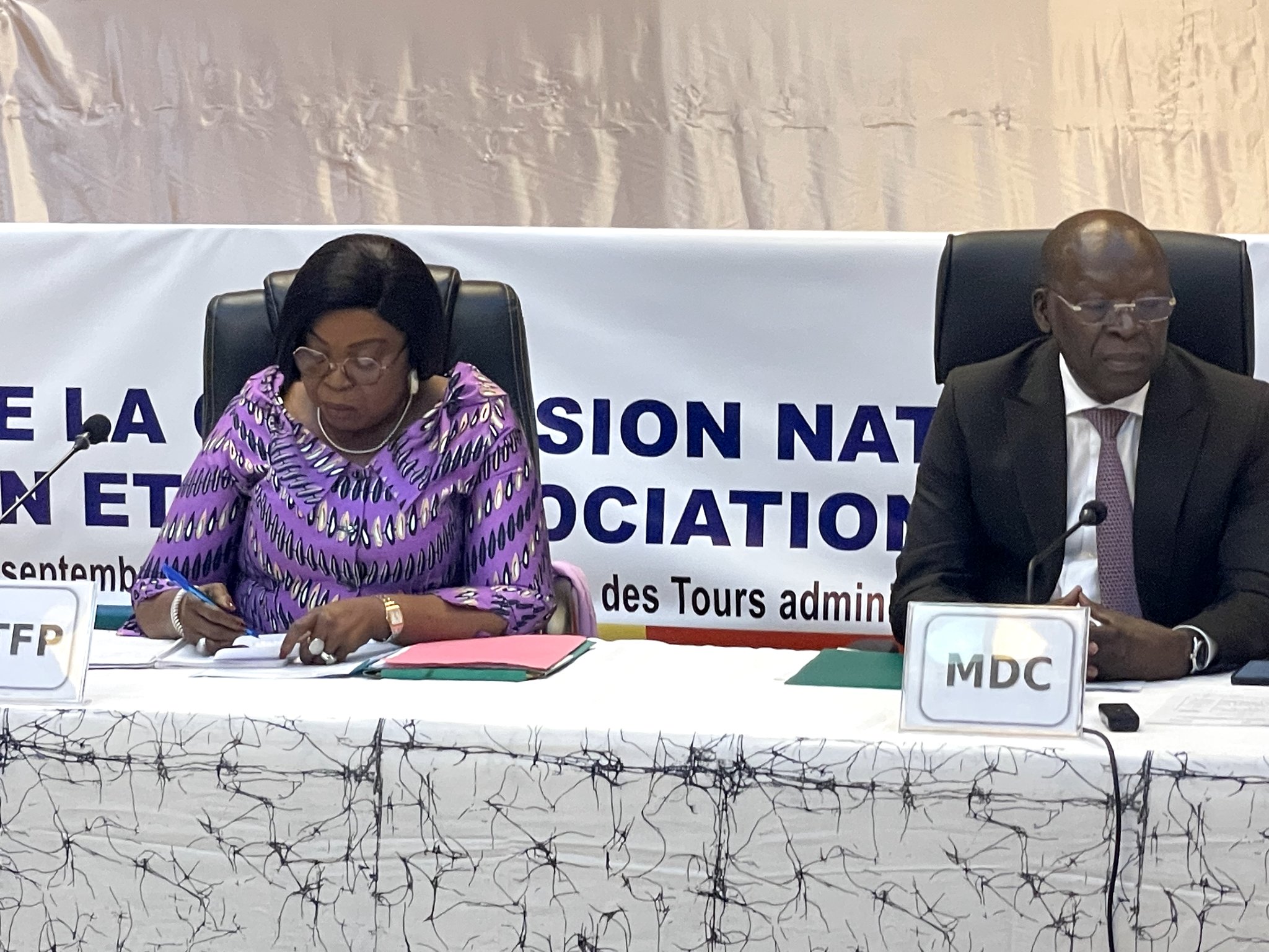 Le Ministre d'État Abdoulaye BIO TCHANE dirige une session pour discuter des enjeux de la rentrée scolaire et universitaire 2024-2025,