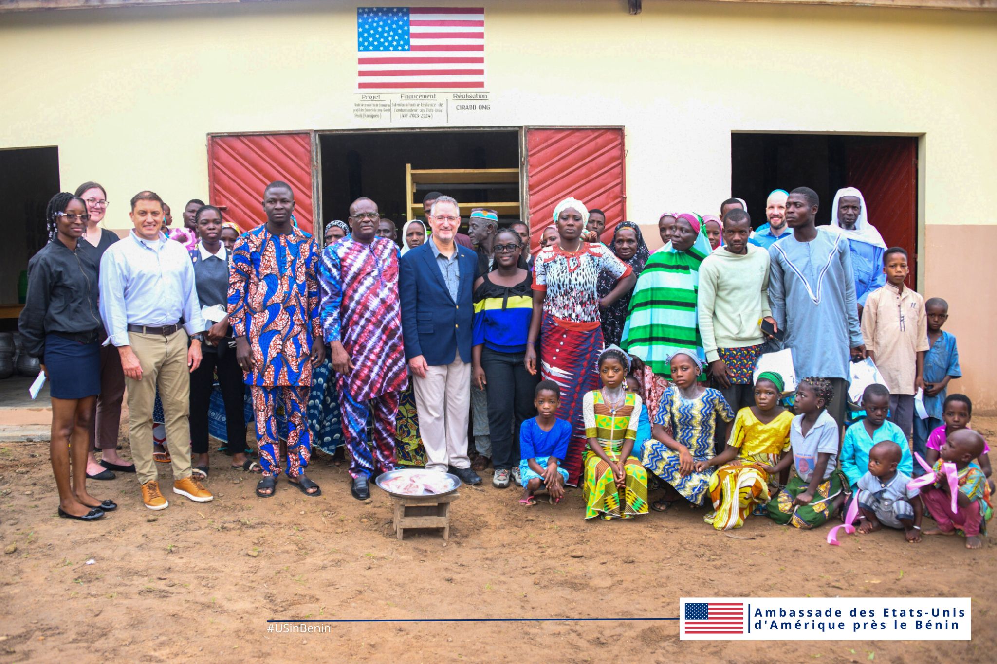 L'Ambassadeur des États-Unis au Bénin, Shukan, a inauguré une nouvelle unité de production de Wangashi à N'Dali,