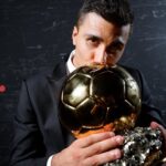 Rodri, le discret milieu de terrain de Manchester City, crée la sensation en remportant le prestigieux Ballon d'Or 2024.