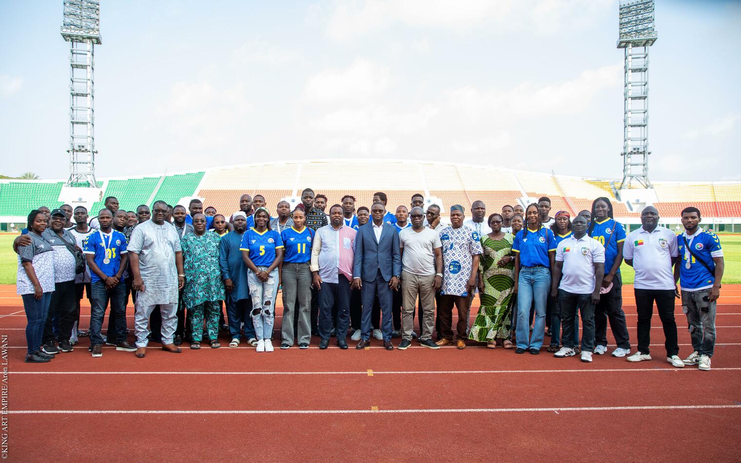 Fierté nationale : Flowers CNSS atteint la finale du championnat d'Afrique de handball et offre une médaille d'argent au Bénin.