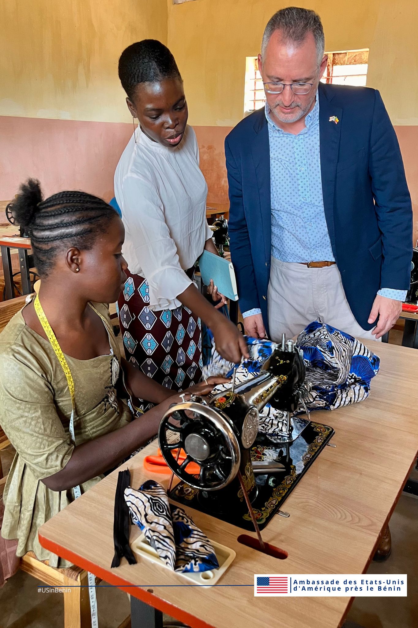 Le CIRADD et l'Ambassadeur Shukan s'unissent pour offrir aux femmes de Toui des formations professionnelles