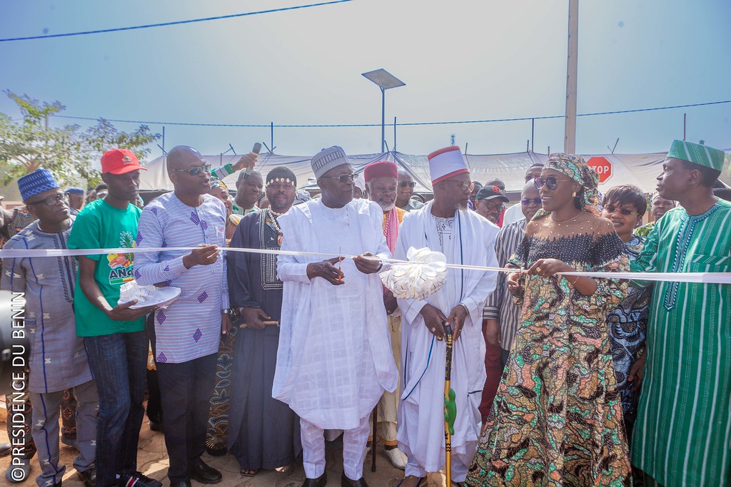 Natitingou inaugure son nouveau marché moderne, un espace économique dynamique et sécurisé pour les commerçants et les habitants.