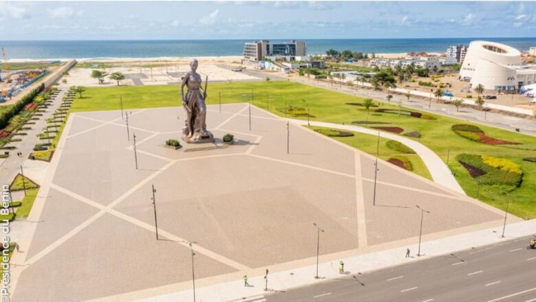 L'esplanade de l'Amazone à Cotonou ferme temporairement pour accueillir le festival "We Love Eya" et célébrer la culture béninoise.