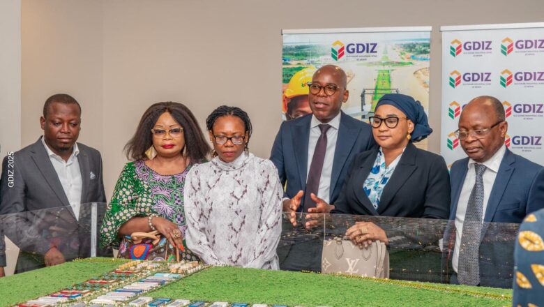 Mardi dernier, une délégation de Ministres Conseillers a visité la Zone Industrielle de Glo-Djigbé, découvrant une révolution industrielle