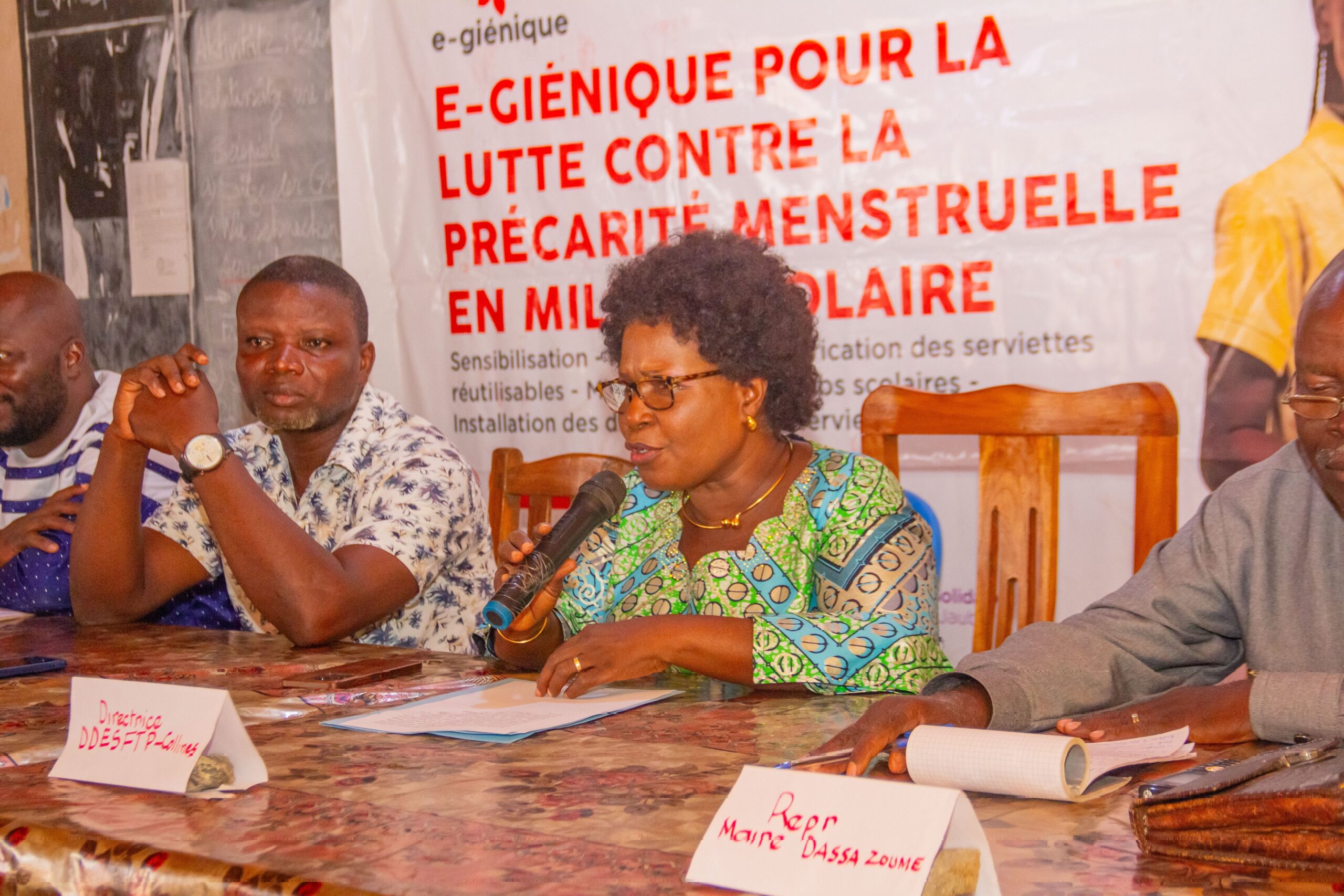 Le projet E-Giénique, lancé à Dassa-Zoumé, lutte contre la précarité menstruelle en milieu scolaire en brisant les tabous et en sensibilisant