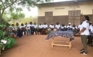 Le 8 mars 2025, l'AFMEF a soutenu l'autonomisation des femmes au Bénin en offrant des outils aux coopératives d'Adjarra et de Zè.