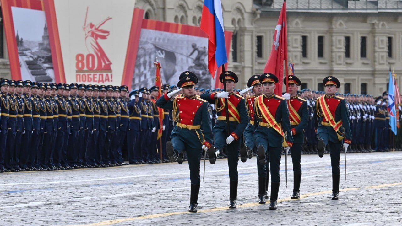 Défilé des 80 ans de la Victoire à Moscou : la Russie célèbre la mémoire en affichant puissance militaire et alliances avec le Sud global.