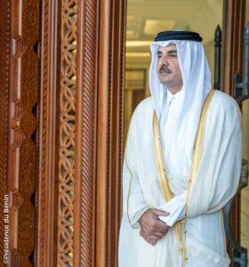 Le Président béninois Patrice Talon et l'Émir du Qatar scellent un partenariat stratégique à Doha, axé sur la coopération économique, 