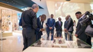  La visite du président Patrice Talon au Musée National du Qatar scelle un partenariat culturel historique, promettant des échanges fructueux 