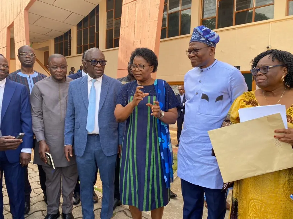 Bénin : Concours lancé à Cotonou pour recruter 30 internes des hôpitaux et renforcer le système de santé national.