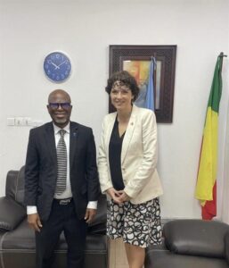 L'ambassadrice du Canada a rencontré les responsables de l'ONU au Bénin pour renforcer la coopération sur le développement durable, l'égalité des genres et la résilience climatique, affirmant un engagement commun pour un Bénin prospère.

 
