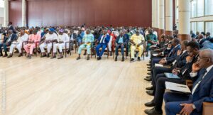 Le Président Talon réunit préfets et maires à Cotonou pour un séminaire clé, affirmant la décentralisation comme pilier de développement 