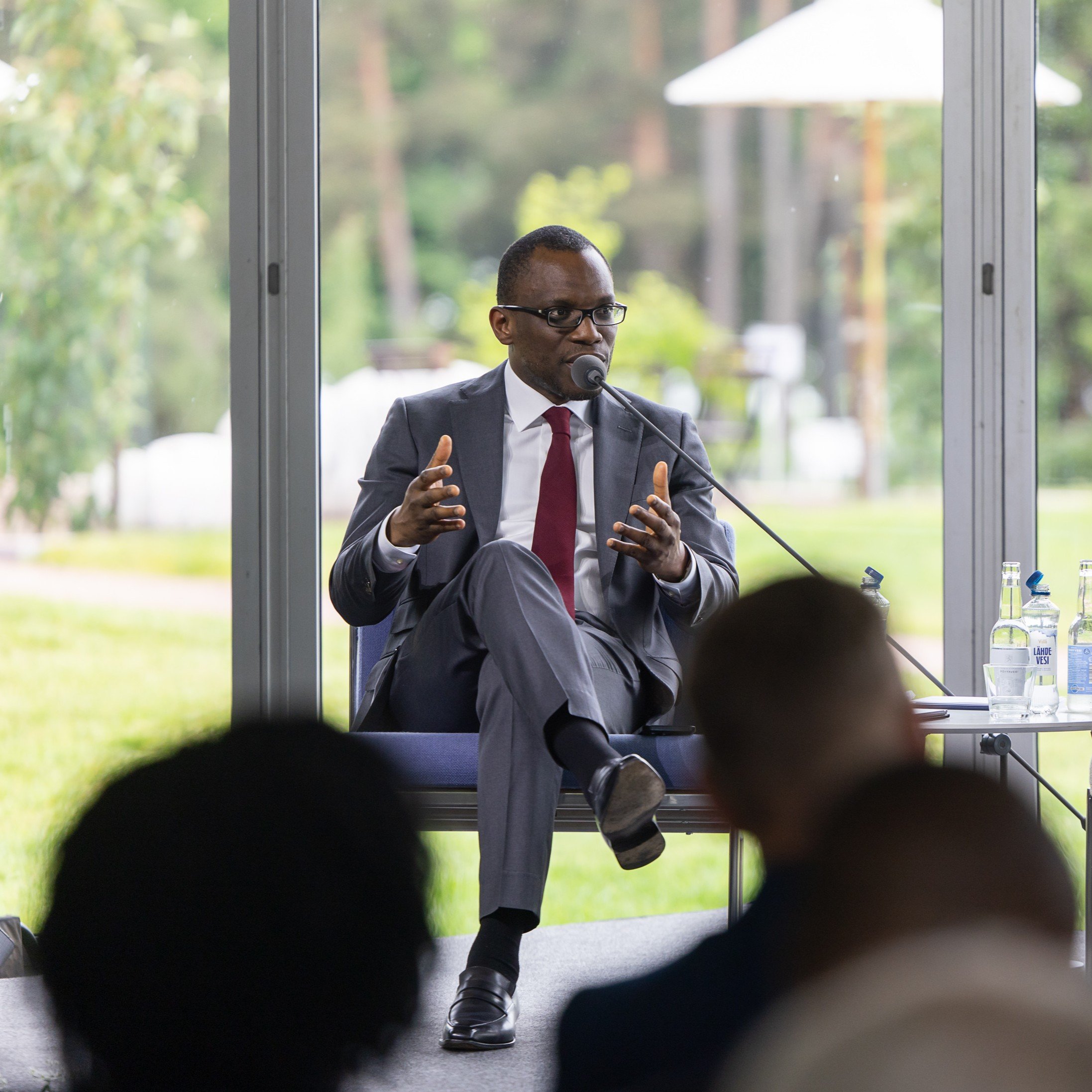 Le Bénin, représenté par son ministre Olushegun Adjadi Bakari aux Kultaranta Talks 2025, plaide pour un multilatéralisme inclusif et réformé, affirmant son rôle croissant sur la scène internationale.