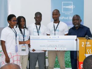  70 jeunes béninois ont innové au hackathon Unleashhack, créant des solutions technologiques révolutionnaires pour une agriculture durable et l'avenir du Bénin.