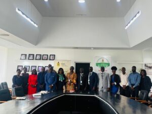 La visite de courtoisie de l’Université d’Abomey-Calavi à la KNUST relance un partenariat stratégique entre établissements ouest-africains, axé sur la mobilité étudiante, le partage d’expertise et le renforcement du programme Mastercard Foundation Scholars.