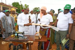 Le Bénin, à travers les célébrations officielles de la Journée mondiale de la population 2025 à Ouaké, réaffirme son engagement à promouvoir l’autonomie des femmes et des jeunes filles en milieu rural, en partenariat avec l’UNFPA.