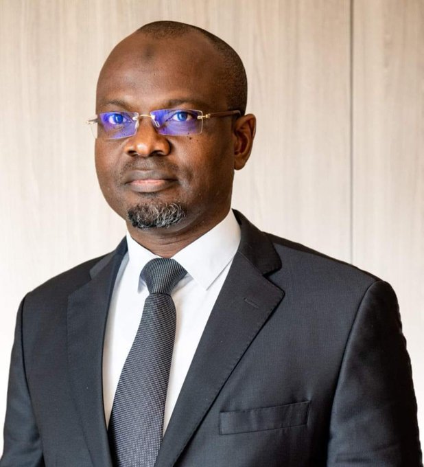 Un scandale politique éclate au Bénin alors que l'ancien Ministre Samou Seïdou Adambi porte plainte pour diffamation contre son successeur, Paulin Akponna, après des accusations explosives, secouant le régime à l'approche de la présidentielle de 2026.