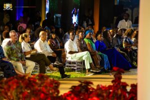 
La 7ᵉ édition du Mois de la Mode à Cotonou célèbre l’audace des créateurs béninois et affirme la mode comme levier stratégique de développement et de rayonnement international.
