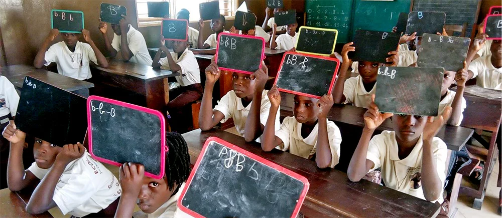 Le calendrier scolaire 2025-2026 au Bénin, un guide pour une année rythmée par l'apprentissage, les congés et la mobilisation communautaire au service de l'éducation.