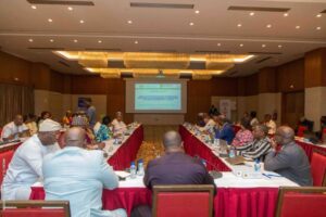 À Cotonou, les parlementaires béninois ont réuni des partenaires nationaux et internationaux pour soutenir la 8ᵉ reconstitution des ressources du Fonds mondial, visant l’élimination du paludisme, du VIH/sida et de la tuberculose, et le renforcement du système de santé.