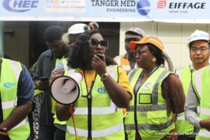 Le Port Autonome de Cotonou, en partenariat avec des entreprises du secteur, organise une campagne de sensibilisation et de dépistage VIH/MST pour les communautés vulnérables du Port de Pêche, affirmant son rôle d’acteur social et territorial engagé.