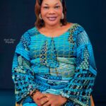 L’actrice béninoise Aurélie Guézo incarcérée pour escroquerie liée à une carte SIM. Une affaire judiciaire qui secoue le monde du théâtre et soulève les enjeux de la cyberfraude au Bénin.