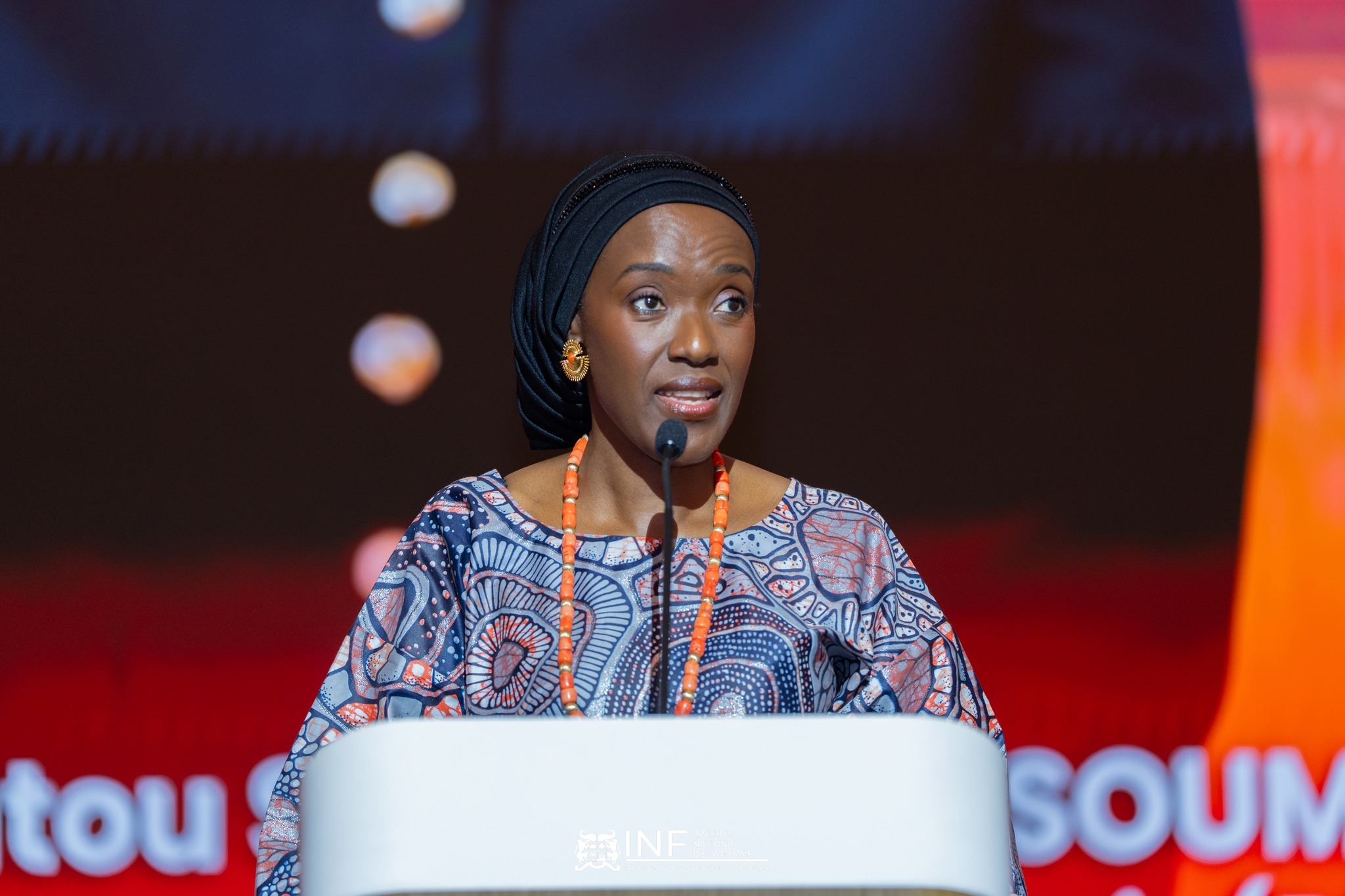 African Woman 2.0 s’est tenue à Cotonou pour promouvoir l’entrepreneuriat féminin via le digital. Formations, networking et engagement institutionnel au cœur de l’événement.