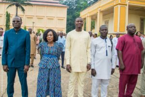 L'Assemblée nationale du Bénin, par la voix de son porte-parole Vitali Boton, sensibilise son personnel aux risques des réseaux sociaux, soulignant l'urgence d'un usage responsable pour protéger vie privée, carrières et image institutionnelle face à la porosité entre sphères publique et professionnelle.