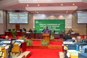 Le Bénin valorise ses réformes au Parlement panafricain. Libre circulation, citoyenneté ouverte et intégration régionale au cœur des débats à Midrand.