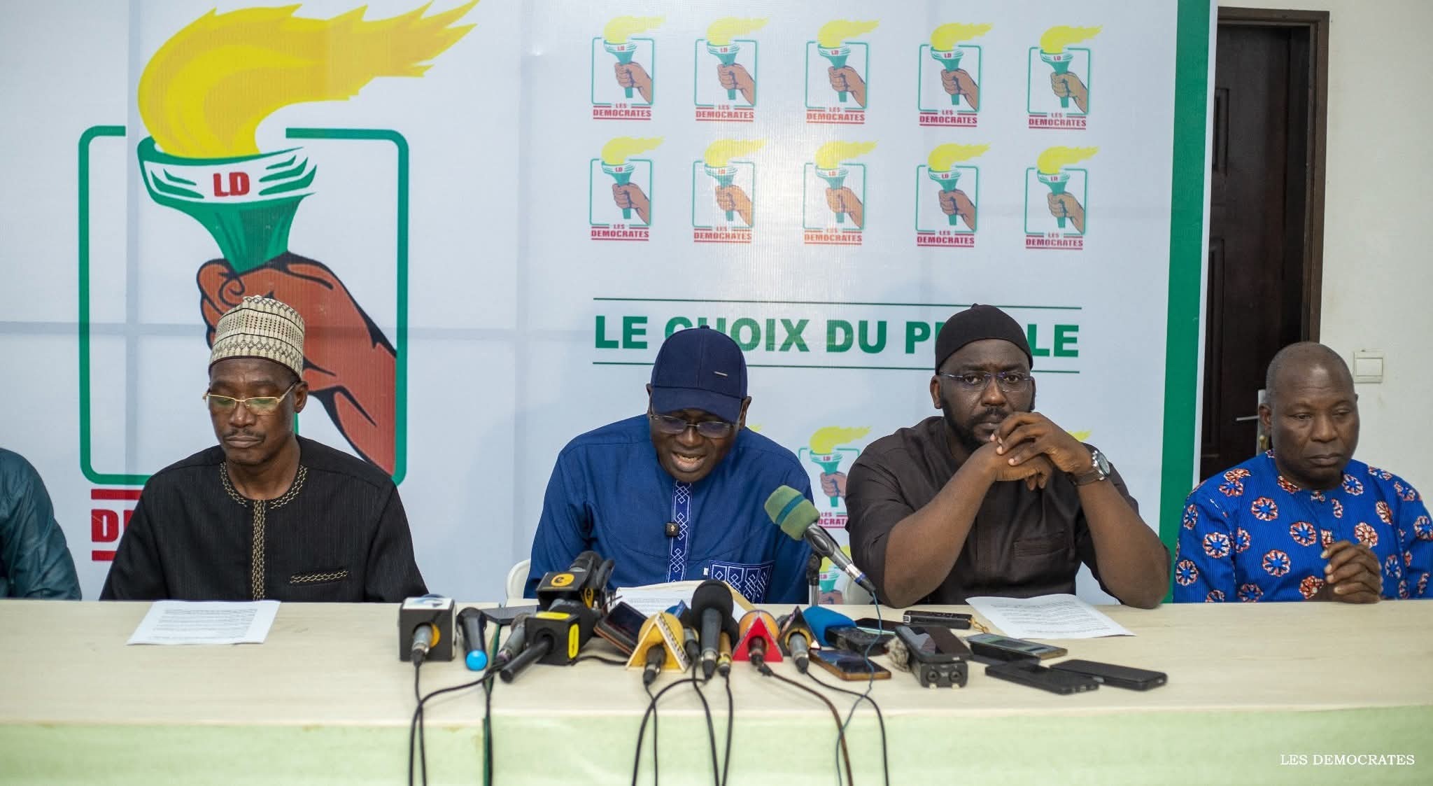 Bénin 2026 : Le Parti Les Démocrates maintient sa candidature et dénonce le sabotage du député Sodjinou. Le LD affirme détenir les 28 parrainages requis malgré la crise. Attente de la liste de la CENA.