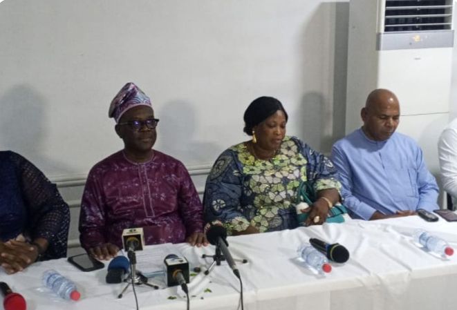 Exclusion du LD : les députés des Démocrates appellent à un débat apaisé et à une présidentielle centrée sur l’intérêt général.