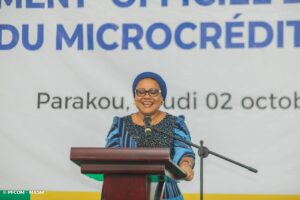 Le Bénin lance la Phase 3 du Microcrédit Alafia : prêts jusqu’à 200 000 FCFA, procédures digitalisées, et soutien renforcé aux femmes et entrepreneurs vulnérables. Une avancée majeure pour l’inclusion économique.
