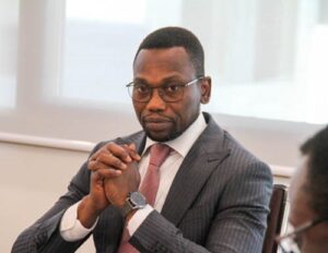 À Cotonou, le ministre de la Santé installe le nouveau conseil d’administration du CNHU-HKM, marquant le début d’une transformation stratégique du système hospitalier béninois. Une dynamique portée par la modernisation des infrastructures et la coopération avec le CHIC.