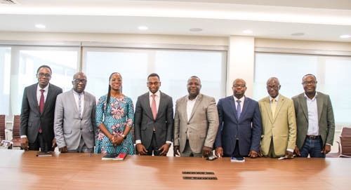 À Cotonou, le ministre de la Santé installe le nouveau conseil d’administration du CNHU-HKM, marquant le début d’une transformation stratégique du système hospitalier béninois. Une dynamique portée par la modernisation des infrastructures et la coopération avec le CHIC.