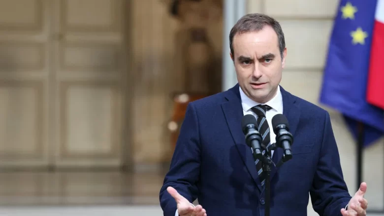 Sébastien Lecornu quitte Matignon après 14h26 de mandat : une séquence politique surréaliste qui révèle les failles du système institutionnel