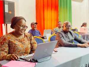 À Bohicon, la HAAC initie une formation pour les animateurs de talk-shows afin de prévenir les dérapages médiatiques et garantir un traitement responsable de l’information en période électorale.