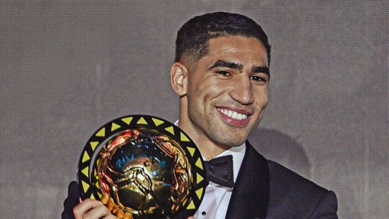 Achraf Hakimi (PSG) est sacré Ballon d'Or Africain 2025 à Rabat. Le défenseur met fin à 27 ans d'attente pour le Maroc après un quintuplé record et une saison de résilience.