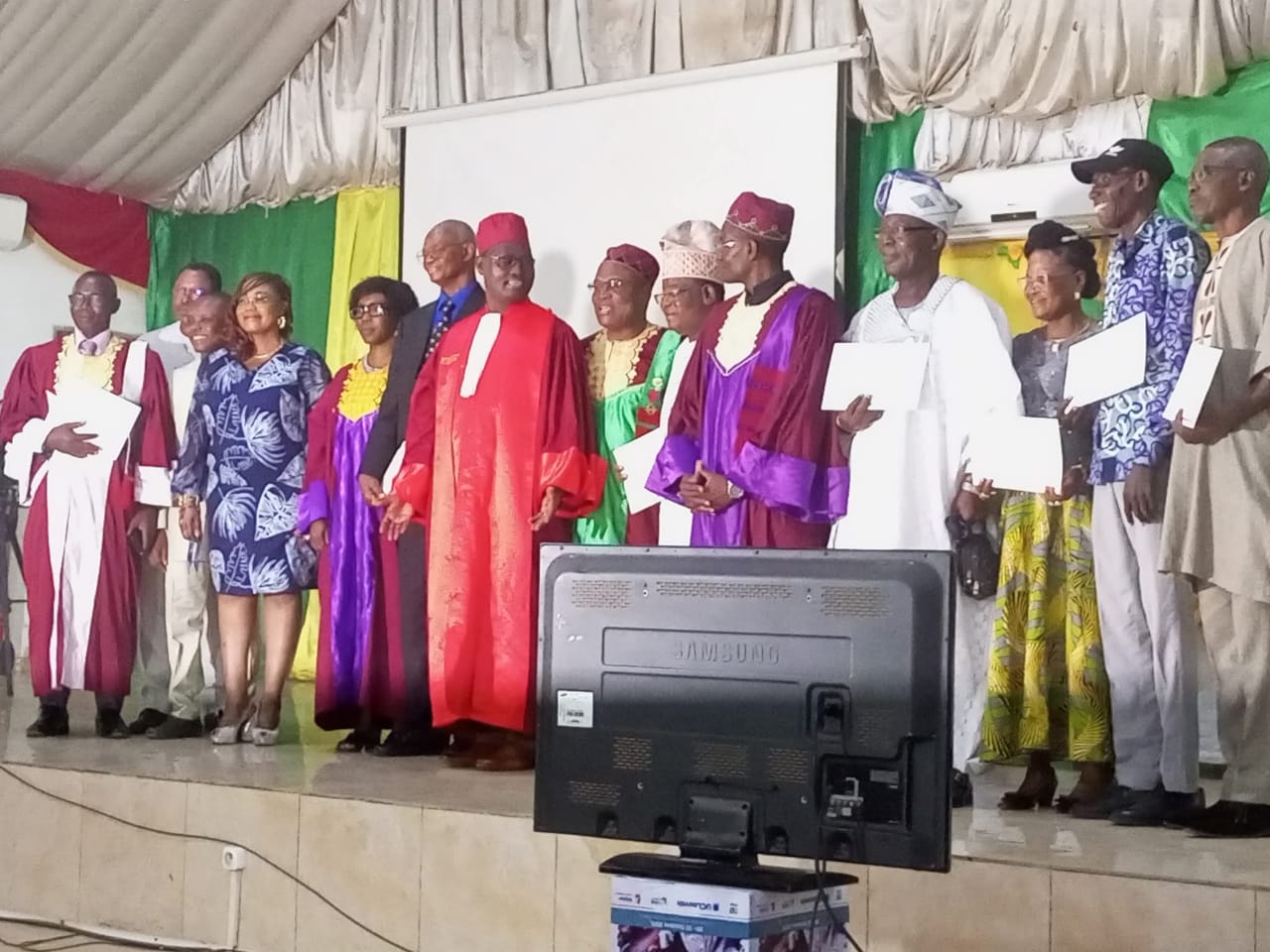 Face à la pénurie croissante d’enseignants titulaires, les universités béninoises peinent à maintenir la qualité de l’enseignement supérieur.