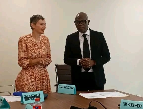 Le Bénin installe le CIPQUE à Cotonou pour renforcer la qualité de l’éducation, avec le soutien de la Suisse.