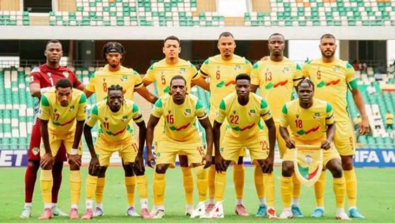 Gernot Rohr a officialisé la liste des 28 Guépards pour la CAN 2025 au Maroc. Malgré les forfaits de Hountondji et Santos, le Bénin vise la qualification dans un Groupe D relevé (Sénégal, RDC, Botswana).